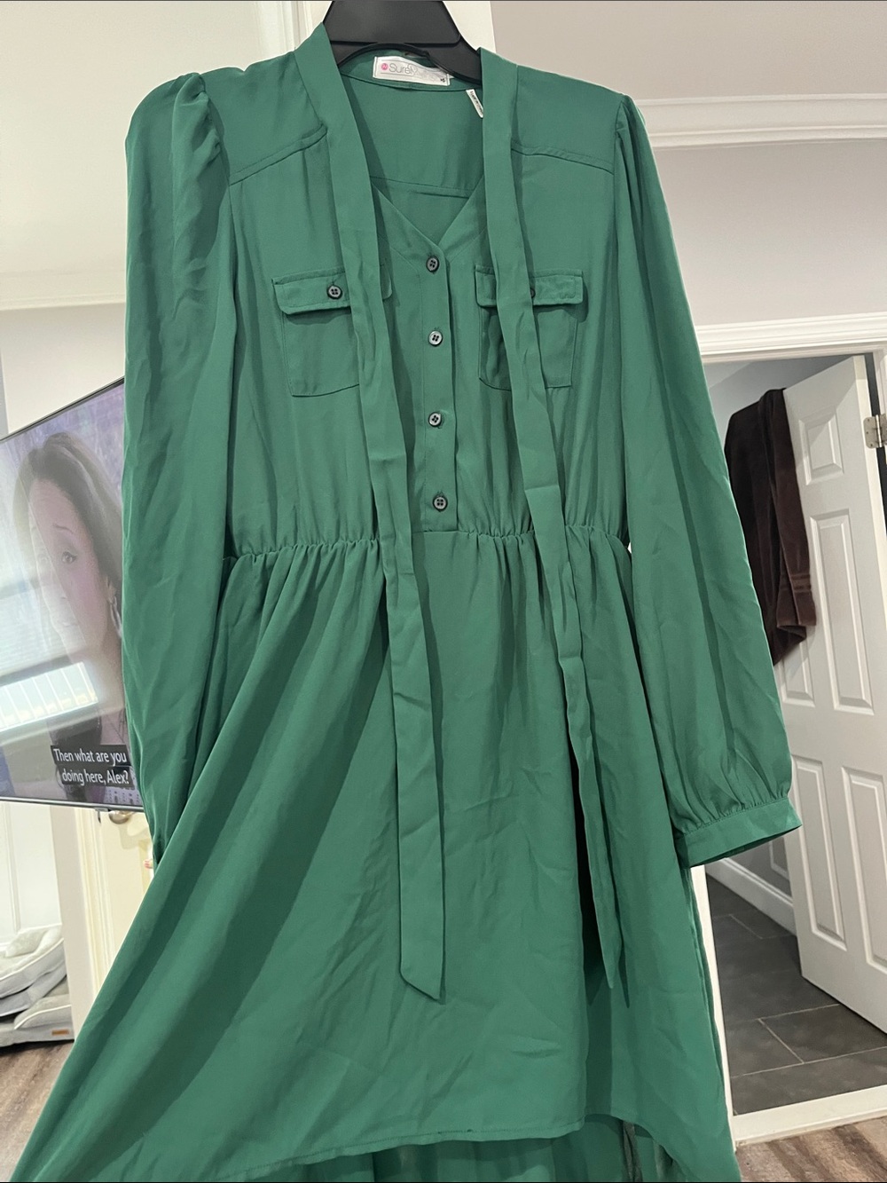 Women’s High-Low Tie-Neck Dress in Emerald Green